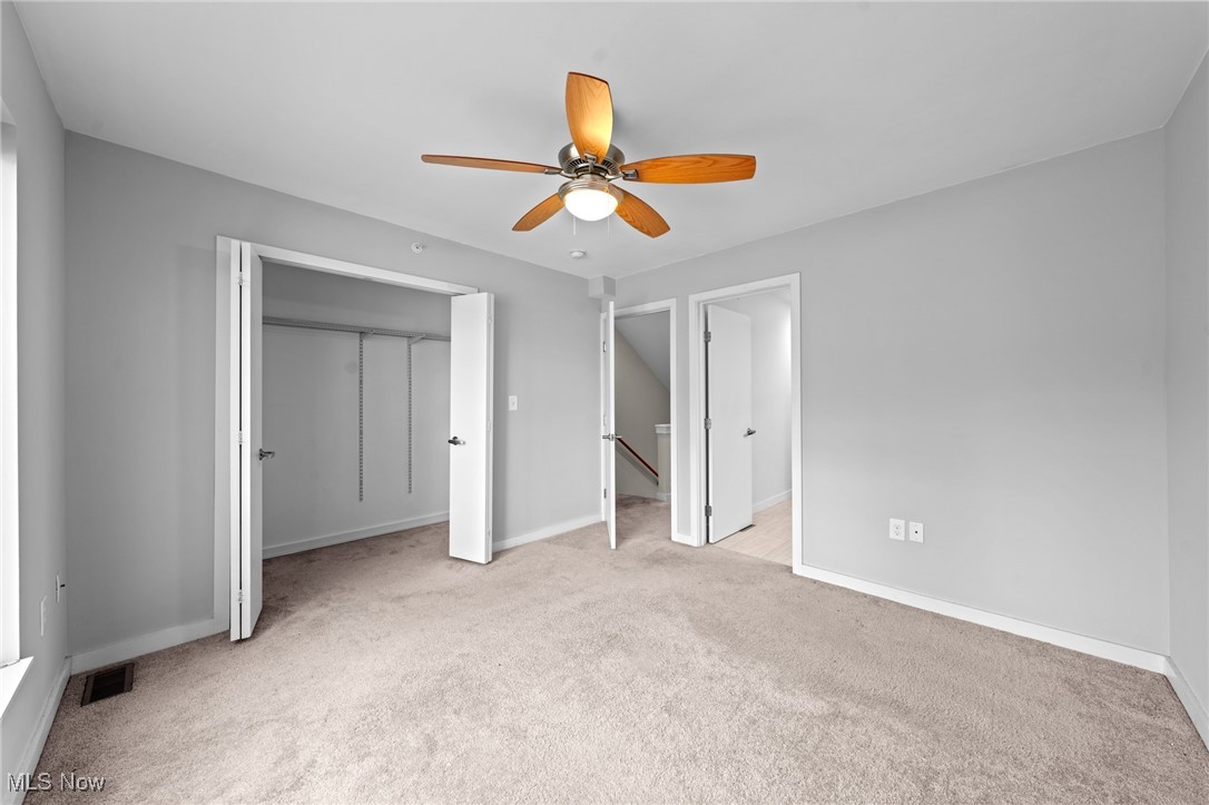 University Place Twnhms - Residential