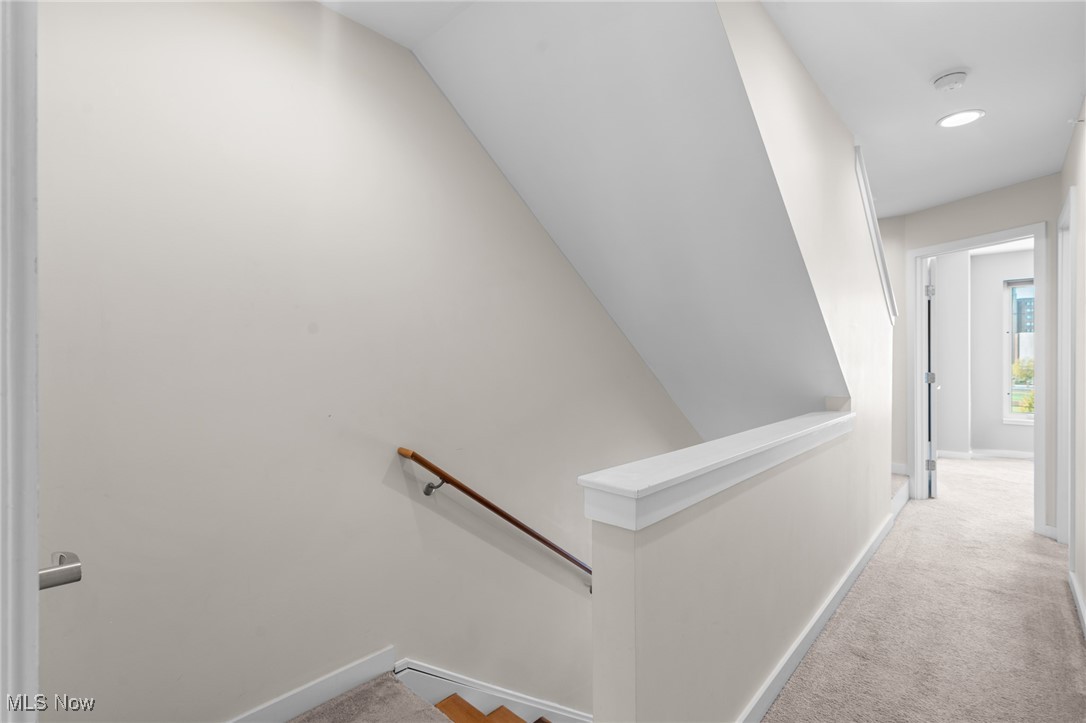 University Place Twnhms - Residential