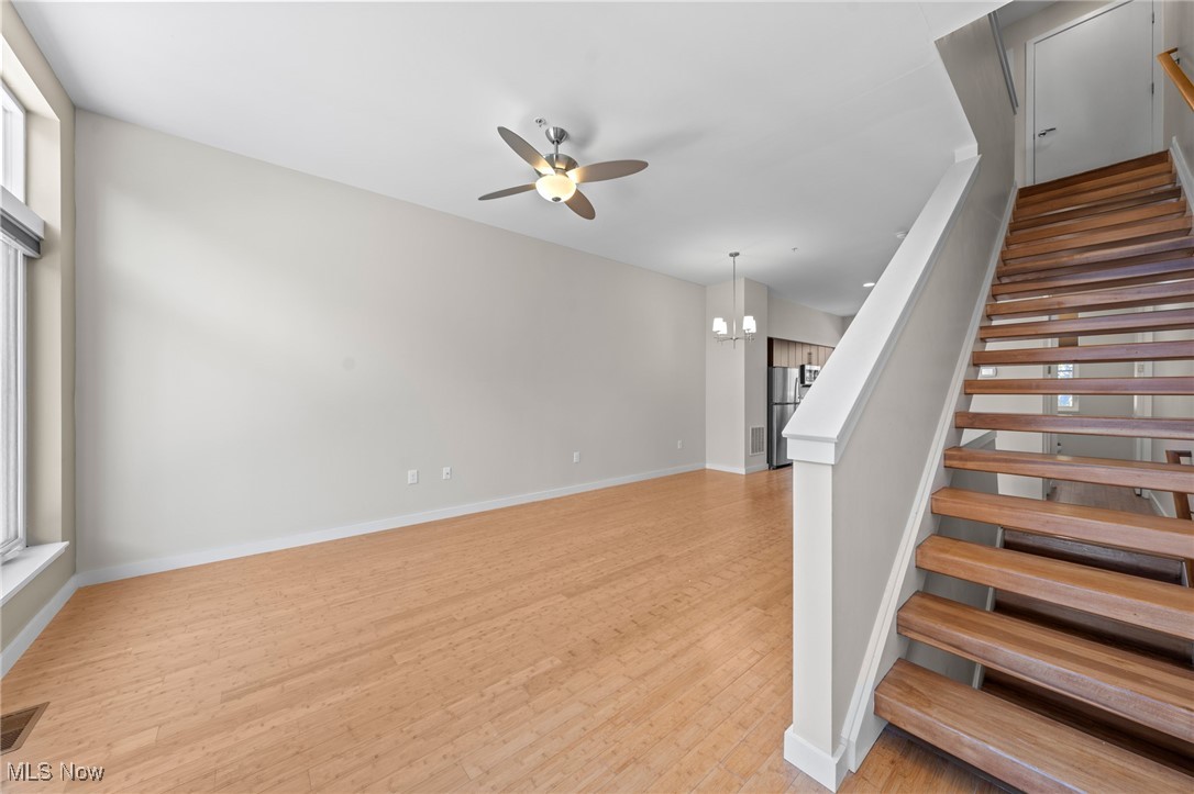 University Place Twnhms - Residential