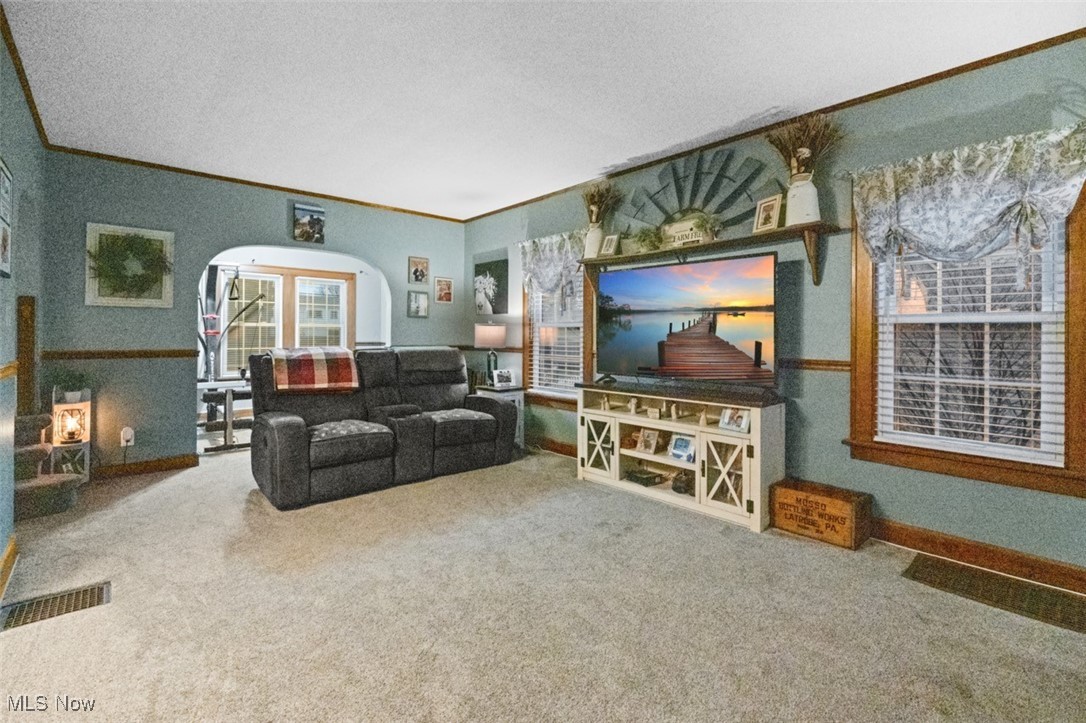 905 S Myrtle Avenue, Willard, Ohio image 7