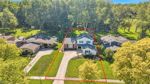Homes For Sale - 6424 Brighton Drive<br/> North Olmsted, OH 44070