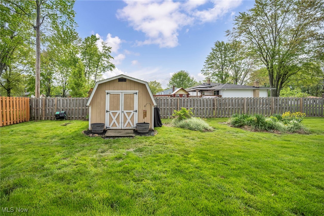7651 Ohio Street, Mentor, Ohio image 35