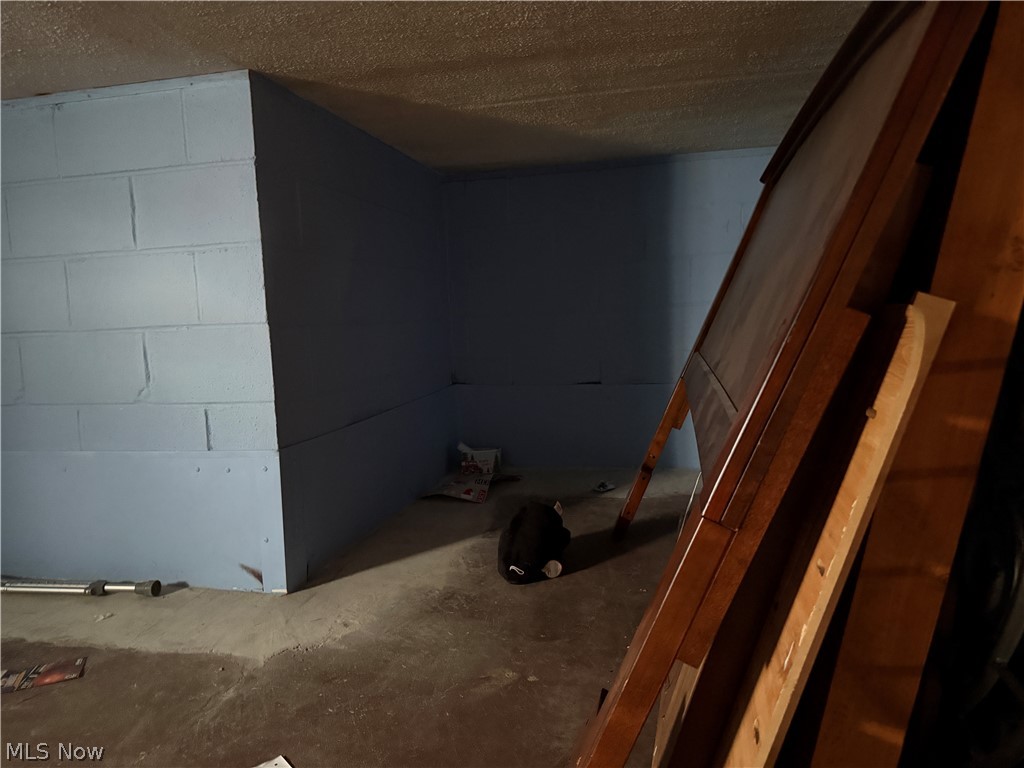 Country Club Estates 02 - Residential