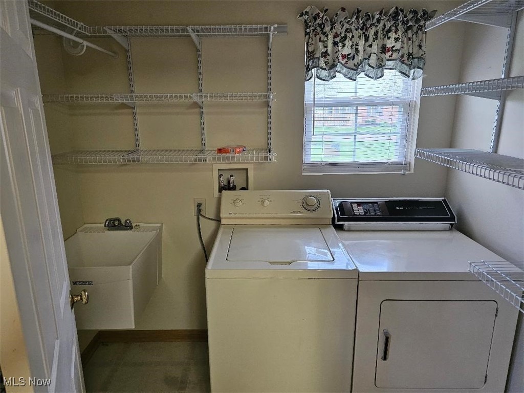 515 Heatherwoods Drive, Elyria, Ohio image 11