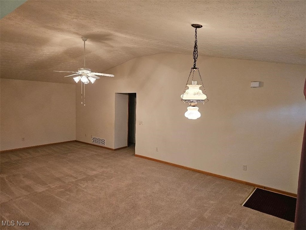 515 Heatherwoods Drive, Elyria, Ohio image 4