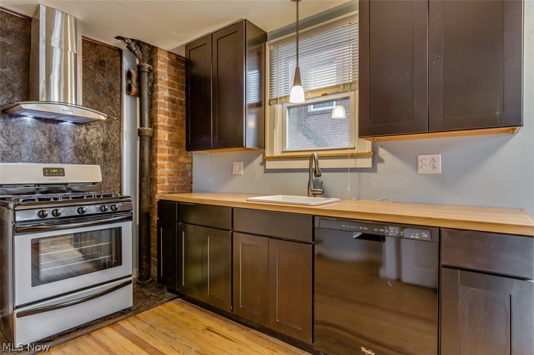 Taylor Heights Allotment - Residential Lease