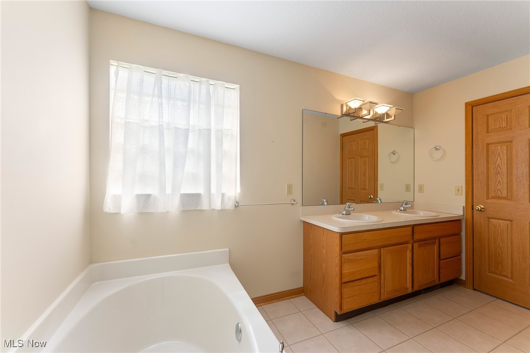 Woodland Trail Villas 01 - Residential