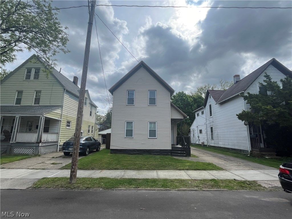 Photo of 1309 W 87th Street, Cleveland, OH 44102 (MLS # 5187117)