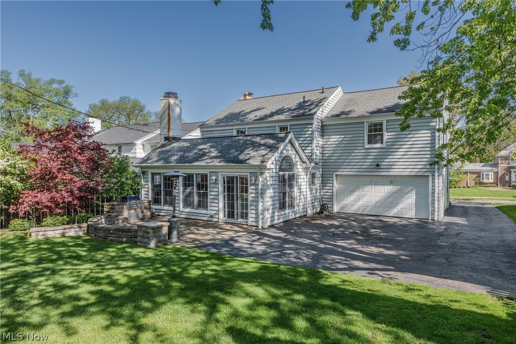 Photo of 22532 Byron Road, Shaker Heights, OH 44122 (MLS # 5207534)