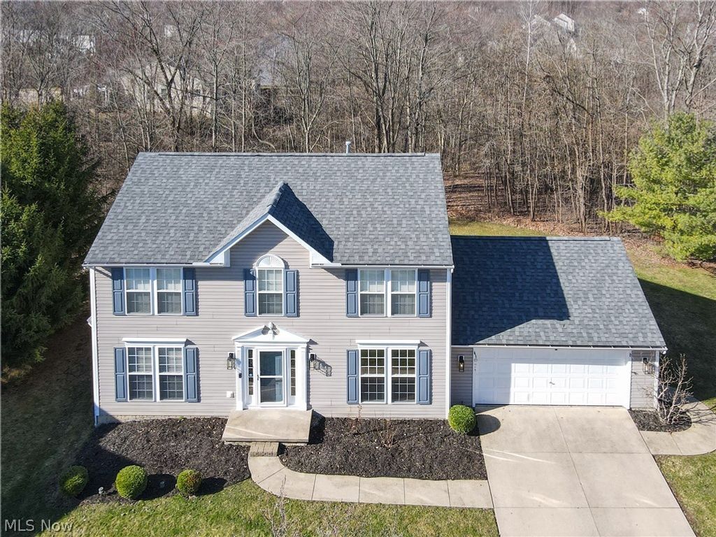 Photo of 10203 Autumn Circle, Streetsboro, OH 44241 (MLS # 5192508)