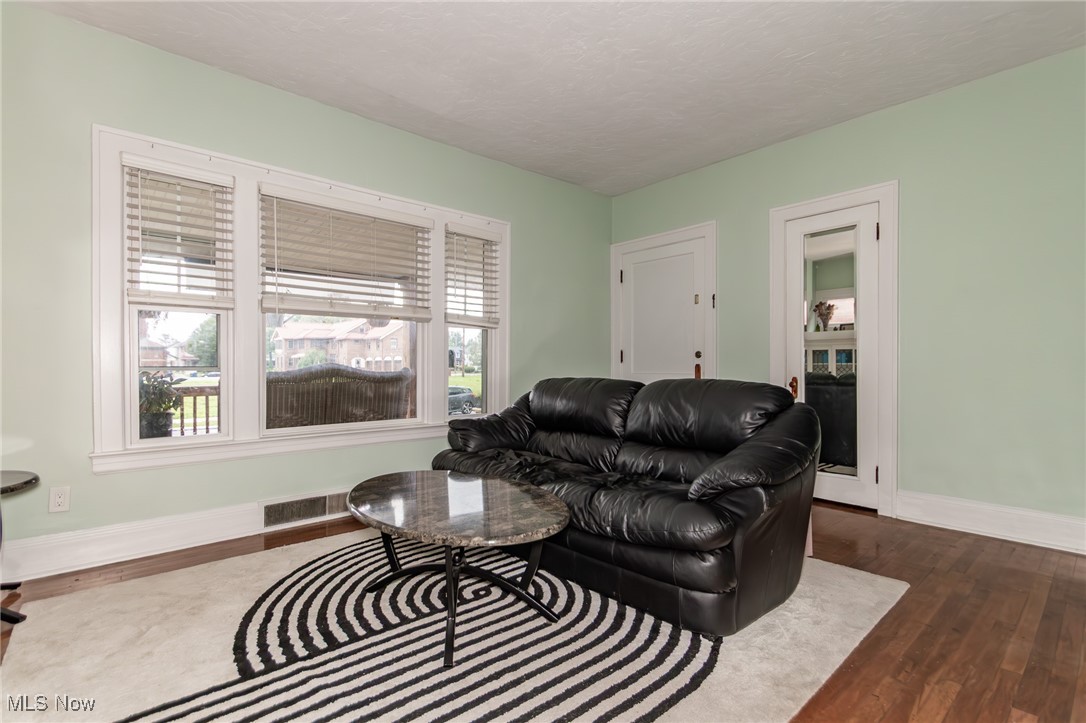 2012 Marlowe Avenue