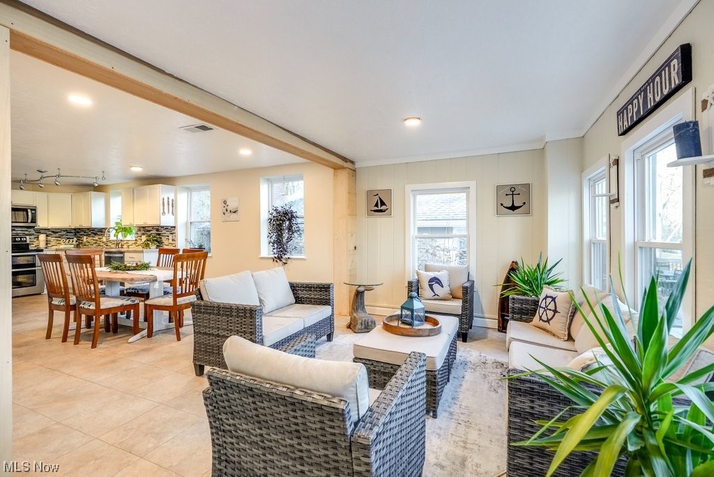 Willowdale Lake - Residential