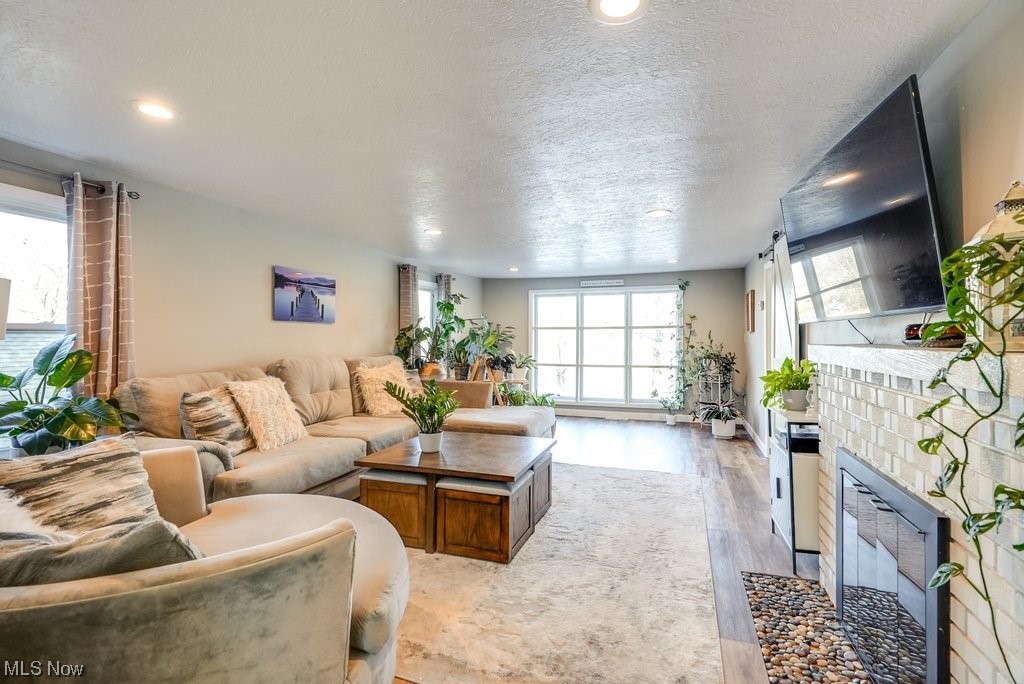 Willowdale Lake - Residential