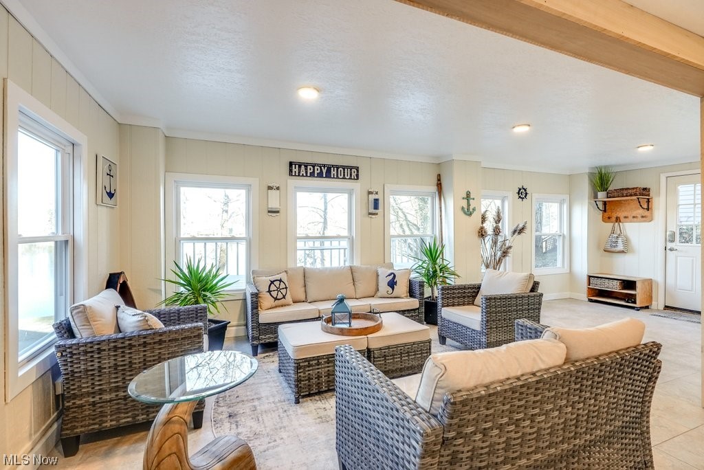 Willowdale Lake - Residential