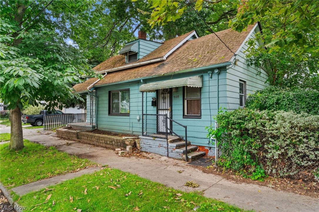 Welcome to this 4 bed, 1.5 bath rehab opportunity that has ample amounts of potential for its new owners to make it their own or use as an investment. The first floor has been partially started with updates with the kitchen featuring built in cabinetry and sliding barn door pantry. Two bedrooms and both baths completed the first floor. The second floor is home to the other 2 bedrooms. These bedrooms offer the opportunity to serve as storage or office space. Don’t miss out on this opportunity and schedule your private showing today!