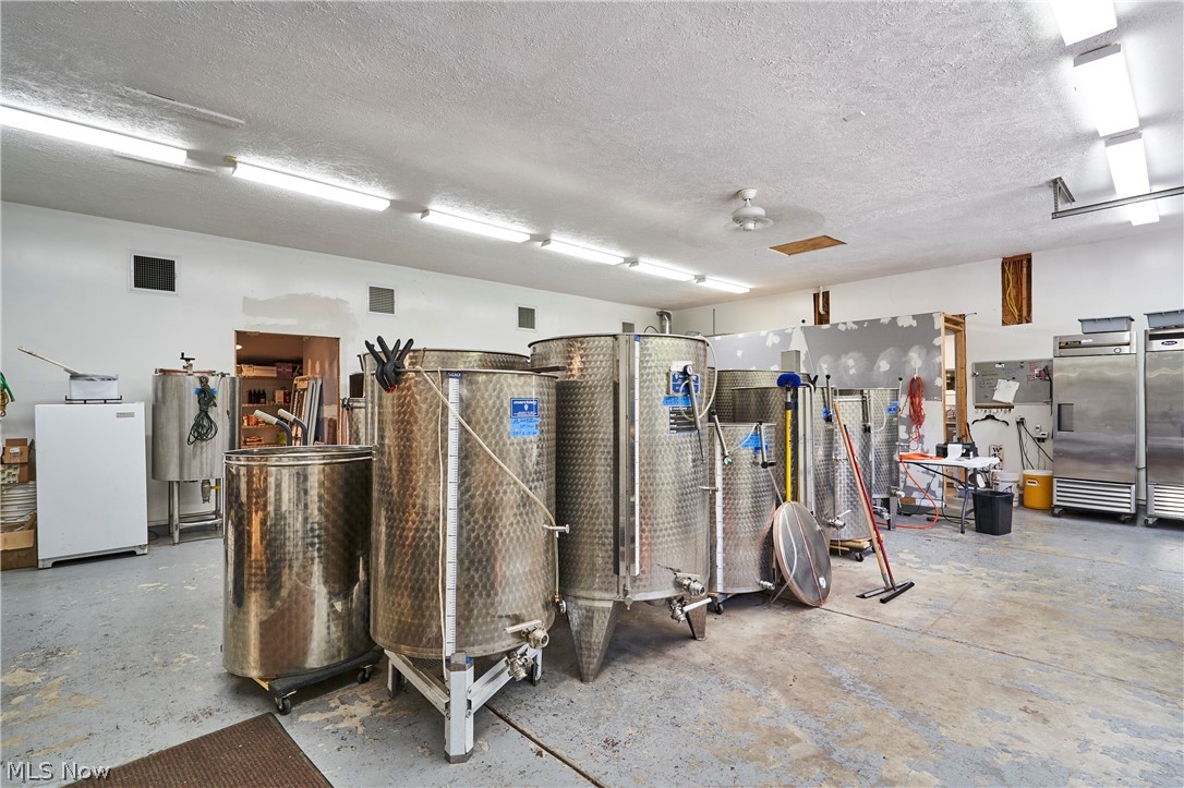 Harpersfield, Ohio 44041, United States, ,Commercial,Active,49943