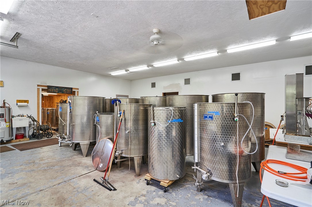 Harpersfield, Ohio 44041, United States, ,Commercial,Active,49943