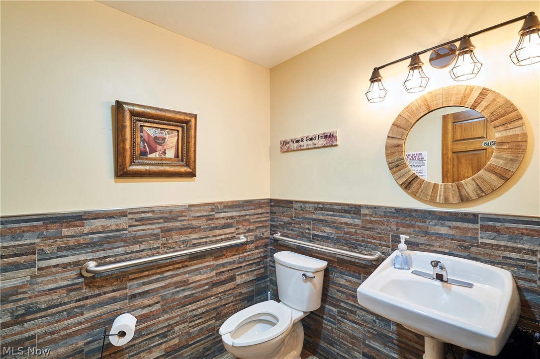 Harpersfield, Ohio 44041, United States, ,Commercial,Active,49943