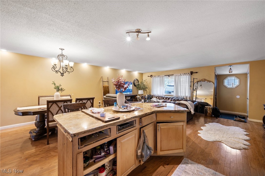 24993 Fawn Drive, North Olmsted, Ohio image 7