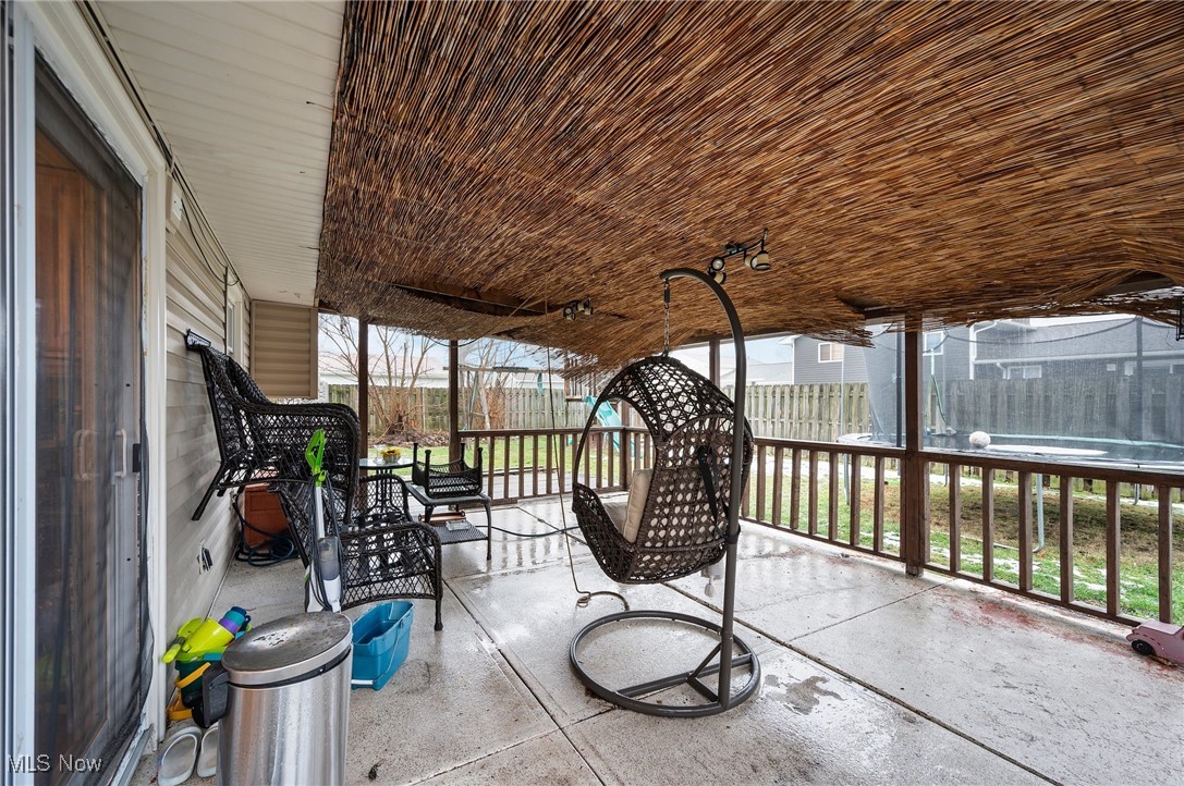 24993 Fawn Drive, North Olmsted, Ohio image 22