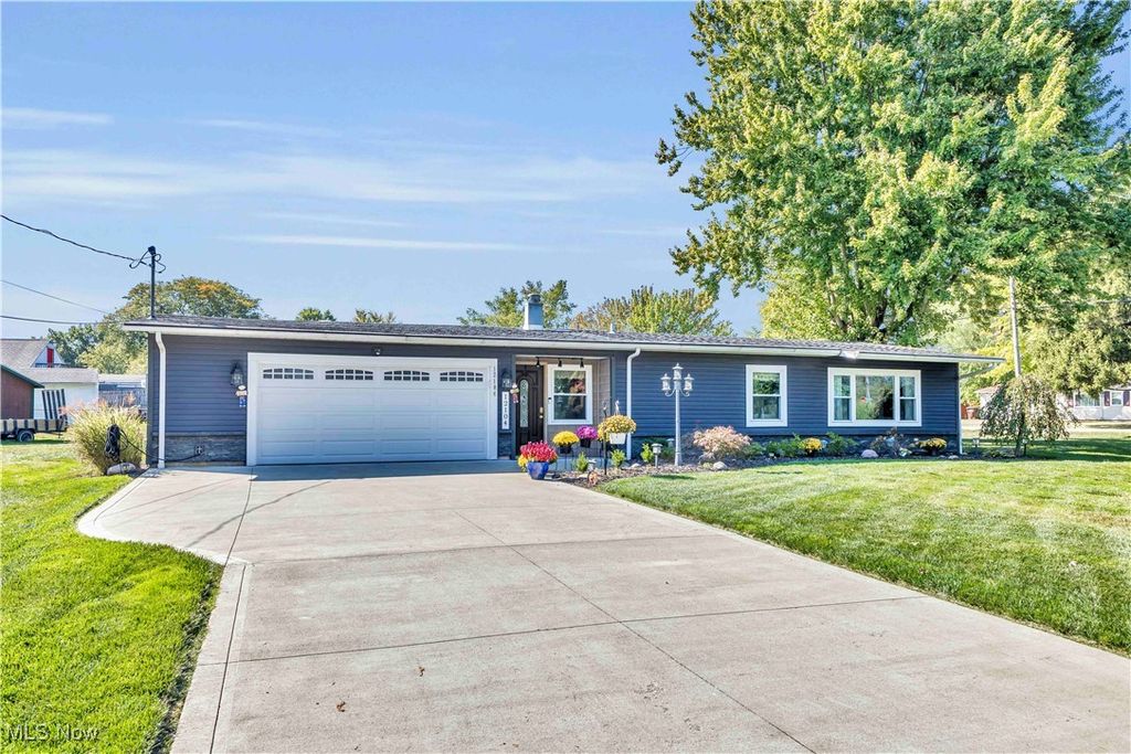 Photo of 12104 Alton Drive, Grafton, OH 44044 (MLS # 5179182)