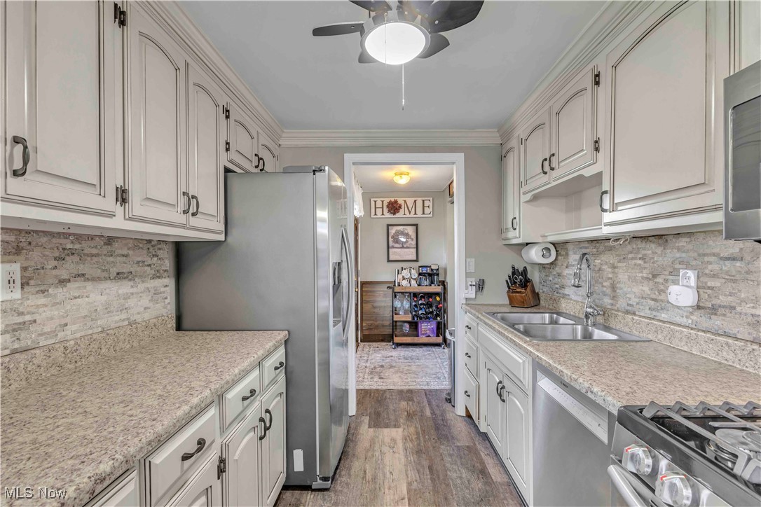 Eaton Homes - Residential