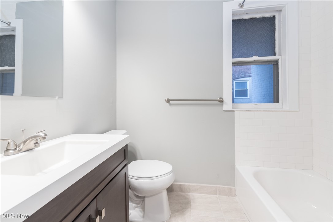 Cleveland, Ohio 44102, United States, 1 Bedroom Bedrooms, ,1 BathroomBathrooms,Residential,Active,251748