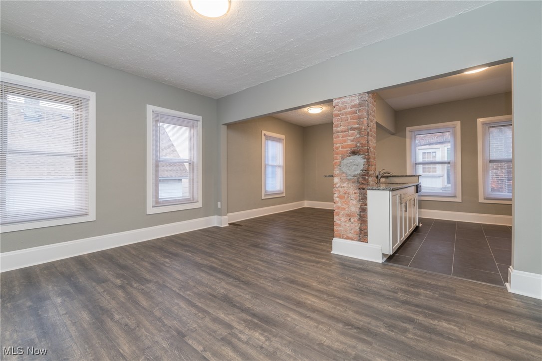 Cleveland, Ohio 44102, United States, 1 Bedroom Bedrooms, ,1 BathroomBathrooms,Residential,Active,251748