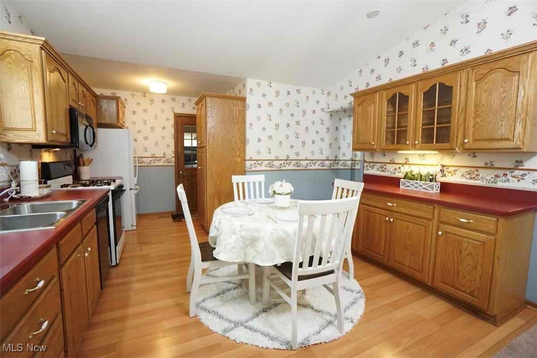 Mentor Garden Fwy Estate Sub 2 - Residential Lease