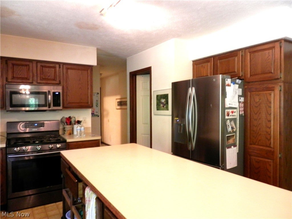7939 Gatewood Oval