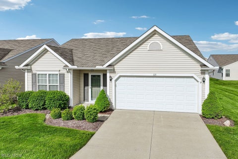 Photo for 115 Carrington Court