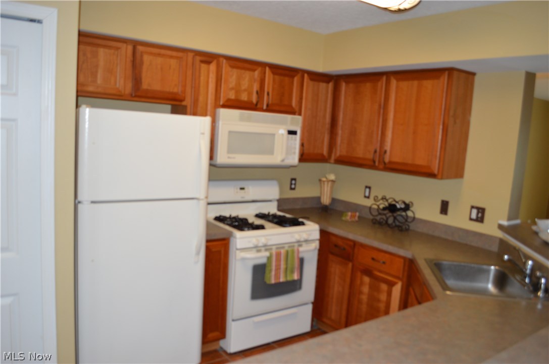 Crystal Lake Ph 03 - Residential