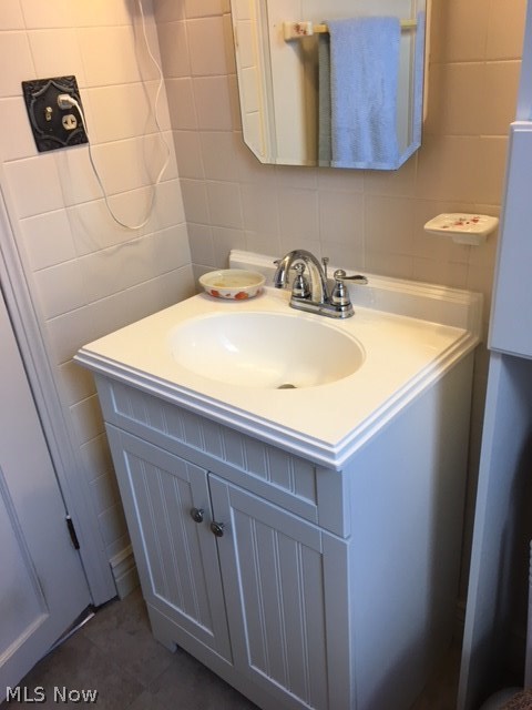 R Homes Acres - Residential