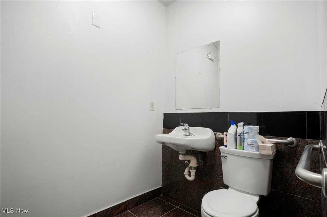 New Depot - Commercial Sale