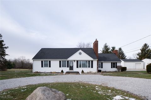 Tiny photo for 970 S Chillicothe Road, Aurora, OH 44202 (MLS # 5178093)