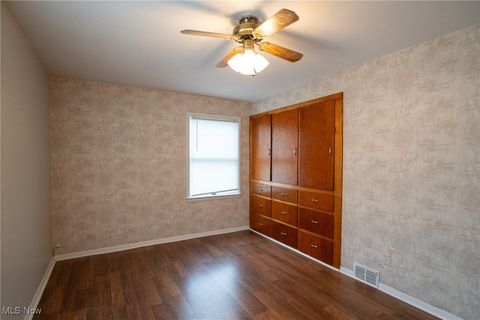 Tiny photo for 970 S Chillicothe Road, Aurora, OH 44202 (MLS # 5178093)