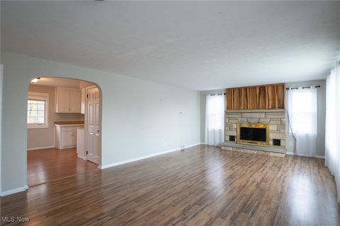 Tiny photo for 970 S Chillicothe Road, Aurora, OH 44202 (MLS # 5178093)