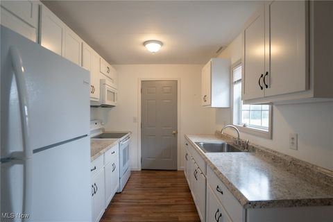 Tiny photo for 970 S Chillicothe Road, Aurora, OH 44202 (MLS # 5178093)