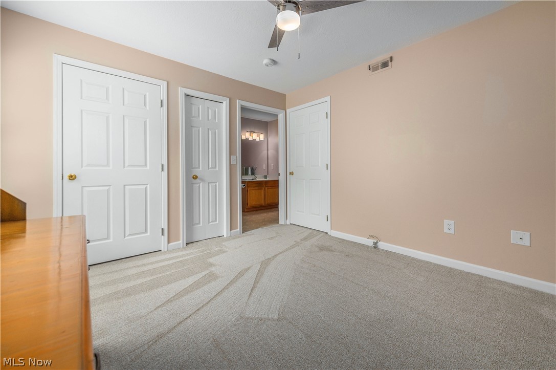 Lenox Square Condo Ph 03 - Residential