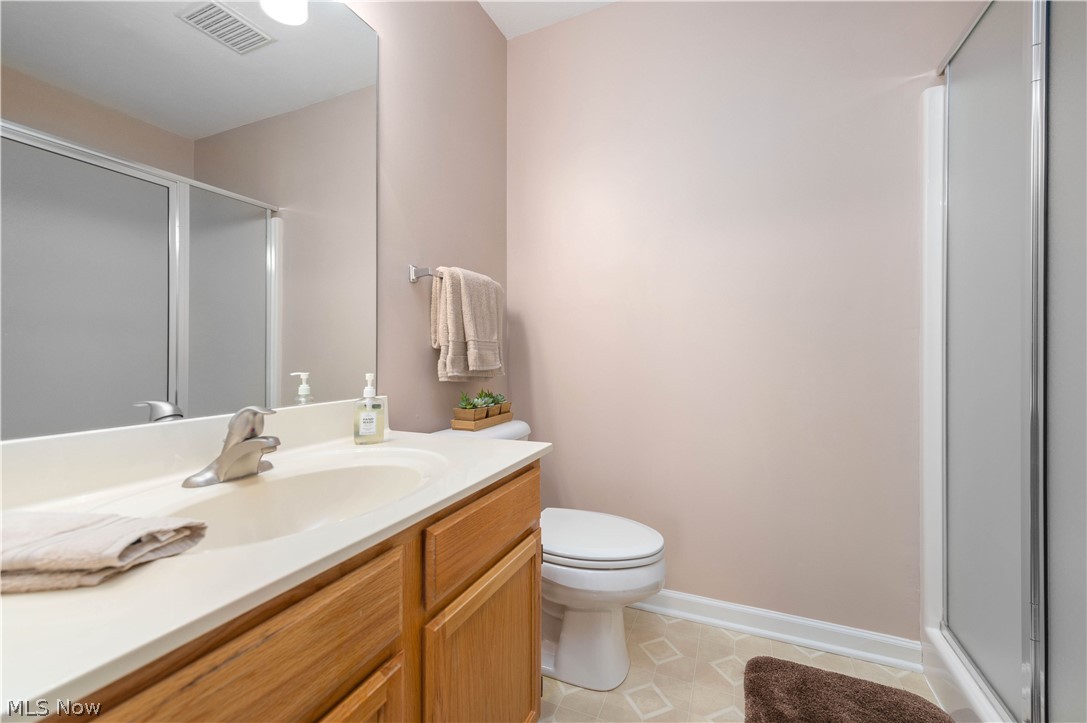 Lenox Square Condo Ph 03 - Residential