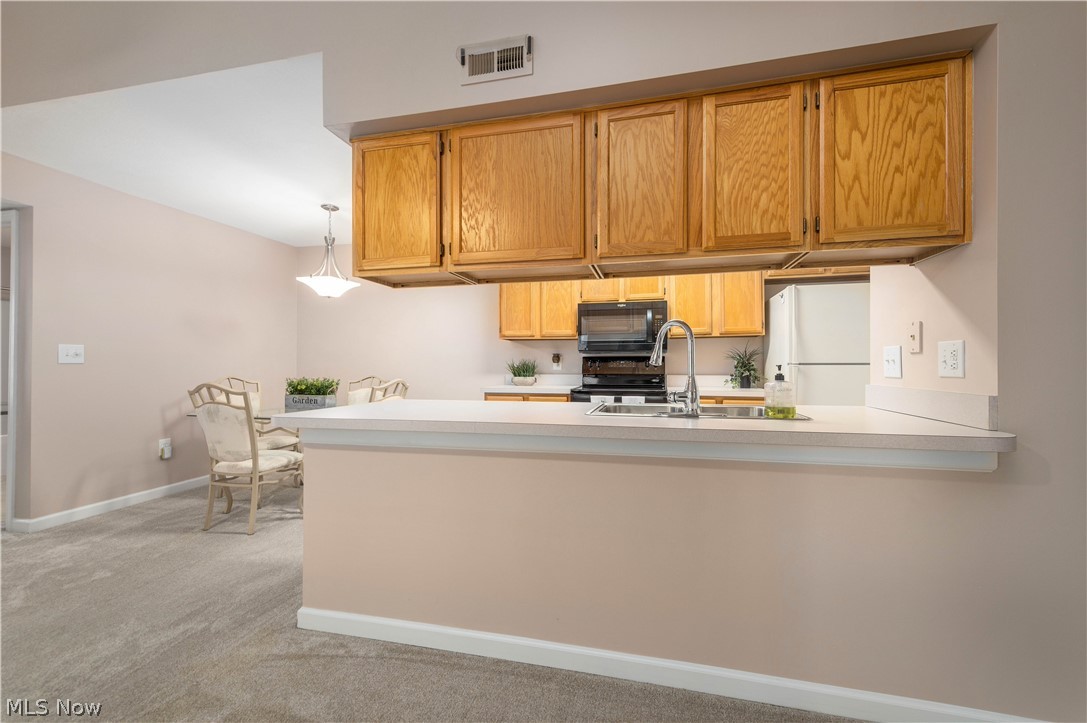 Lenox Square Condo Ph 03 - Residential