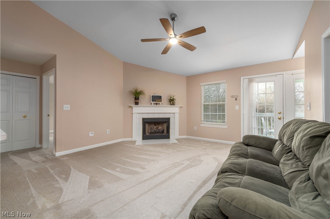 Lenox Square Condo Ph 03 - Residential