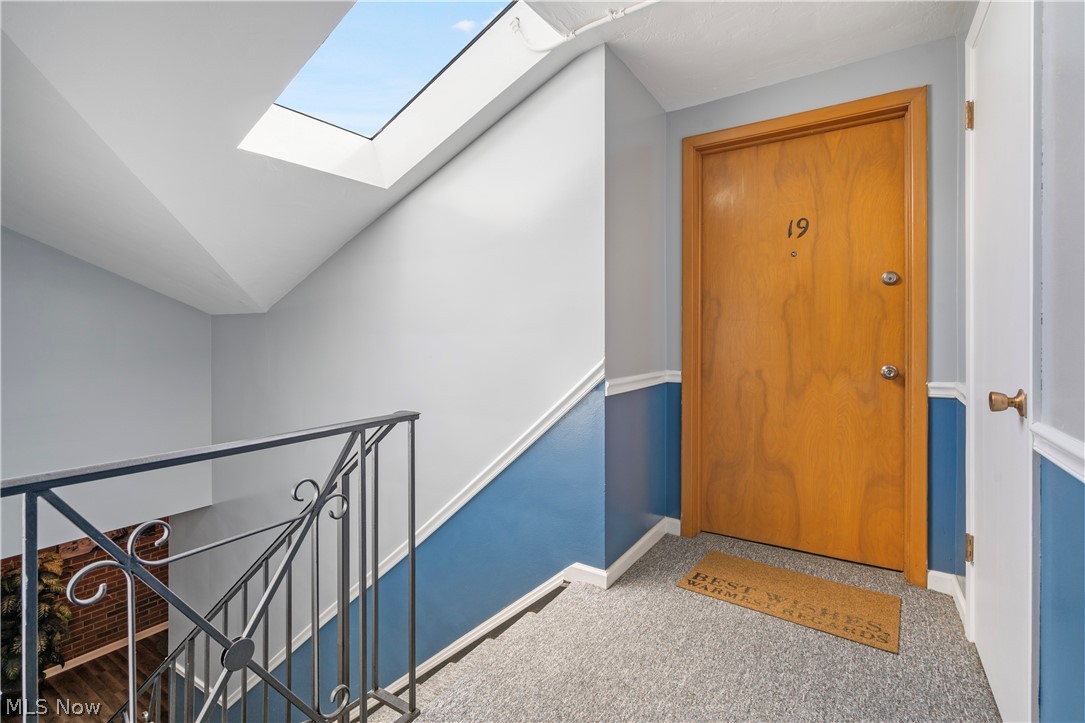 Country Club Condo - Residential