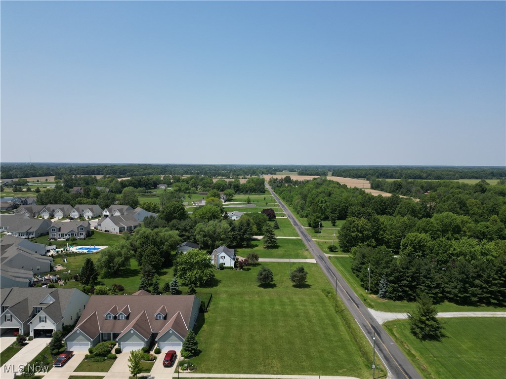 829-831 Robinson Drive