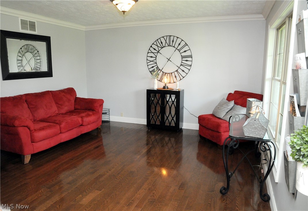 Country Club Estate - Residential