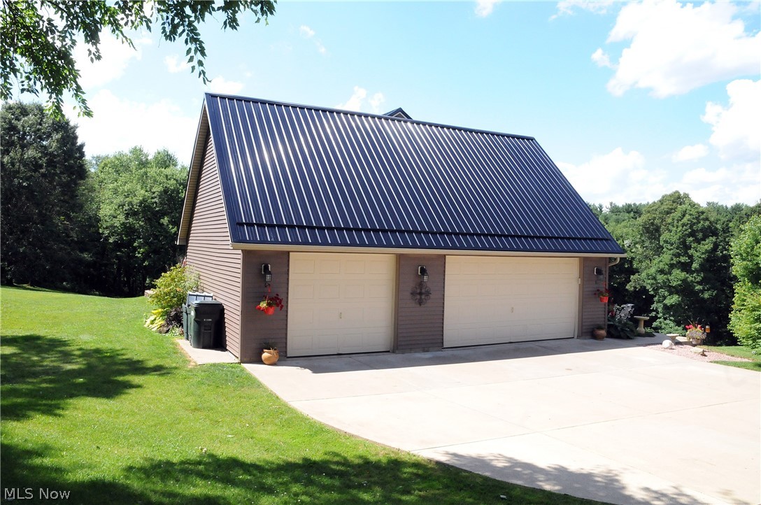 Country Club Estate - Residential