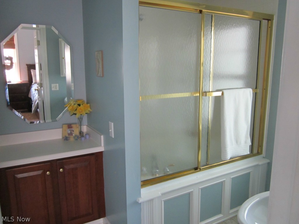 Eagle Point On Lake - Residential