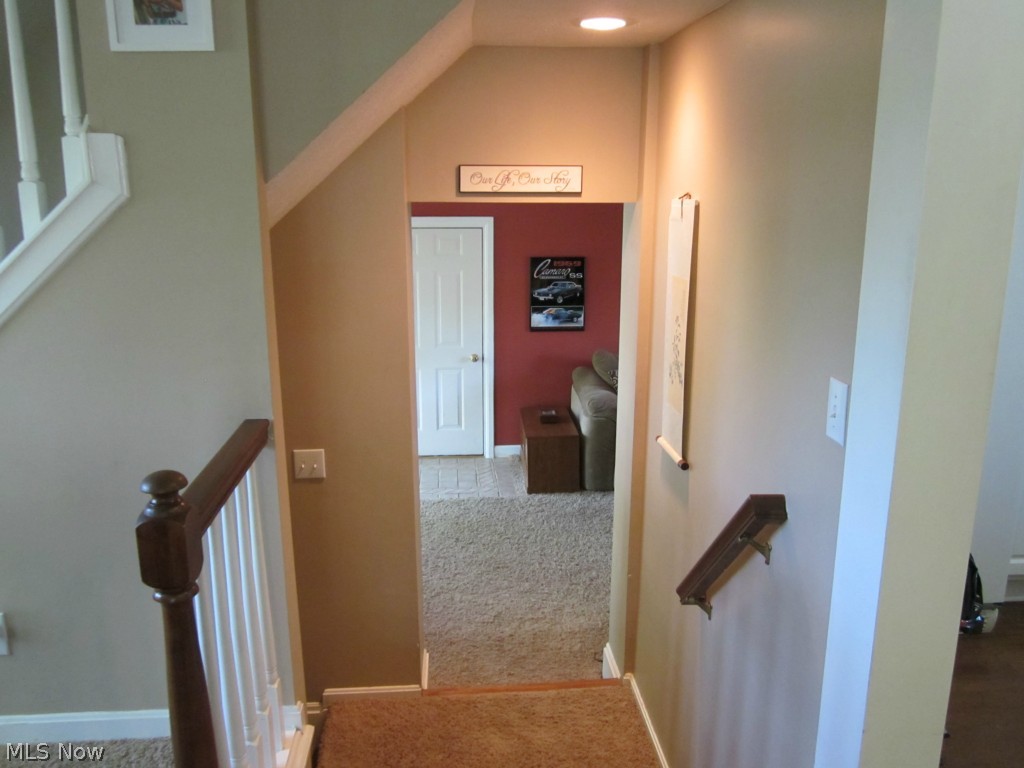 Eagle Point On Lake - Residential