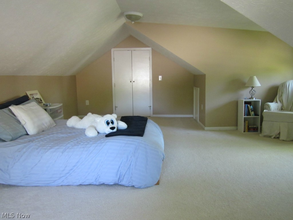 Eagle Point On Lake - Residential