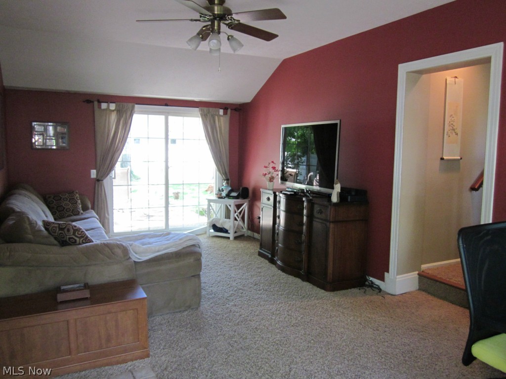 Eagle Point On Lake - Residential